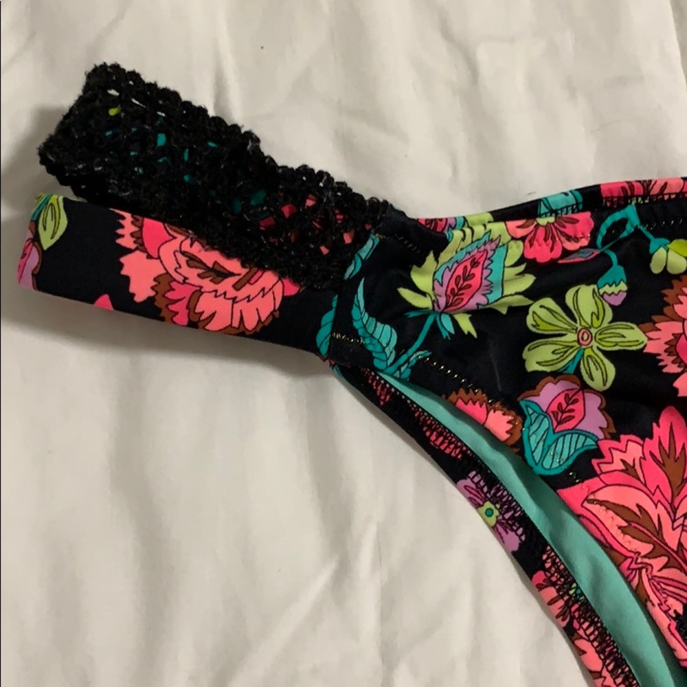 Bikini bottom - Picture 2 of 3